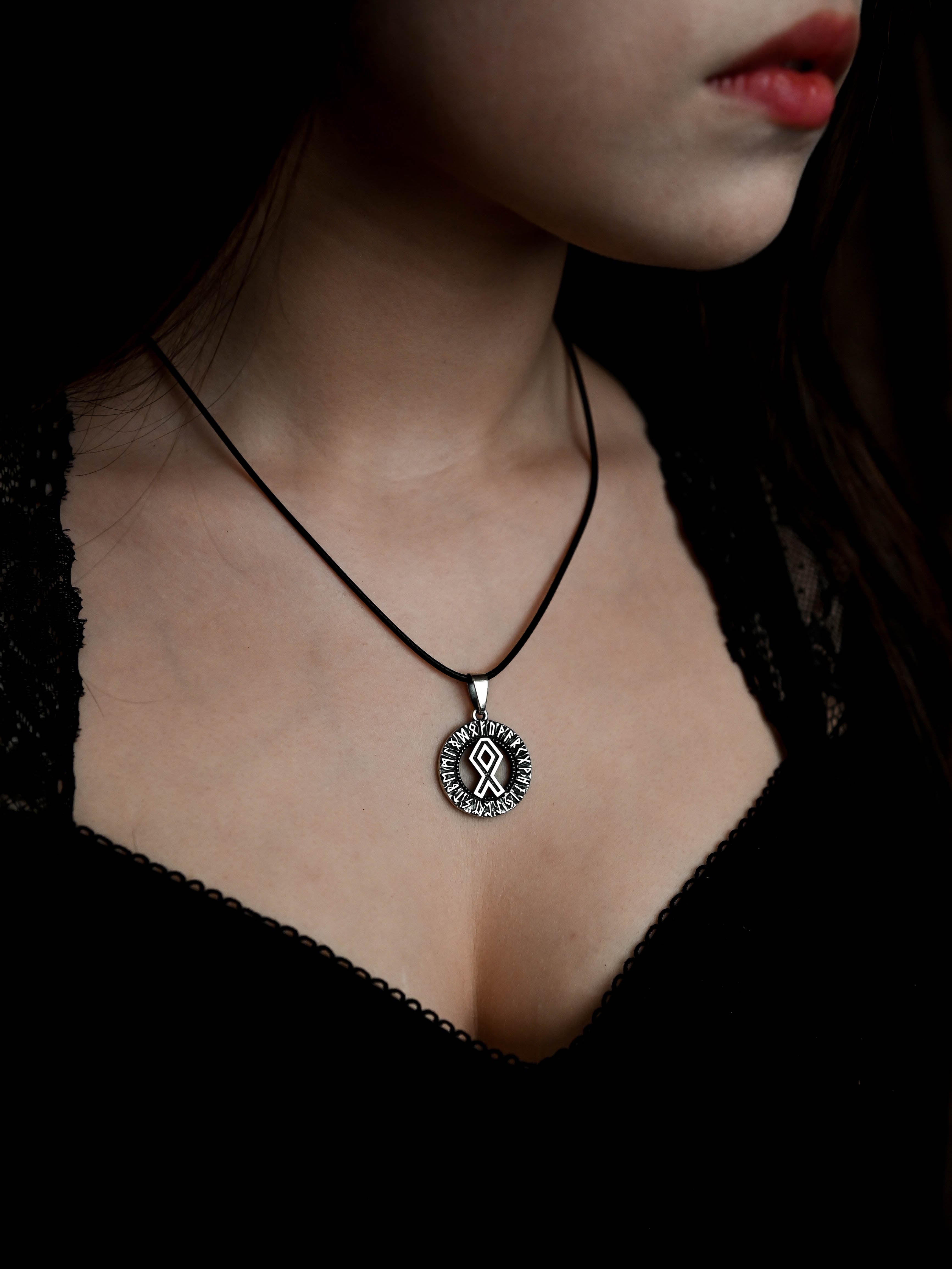 Othala Rune Amulet, Elder Futhark, Sterling Silver 925 — Viking & Norse Symbol Pendant