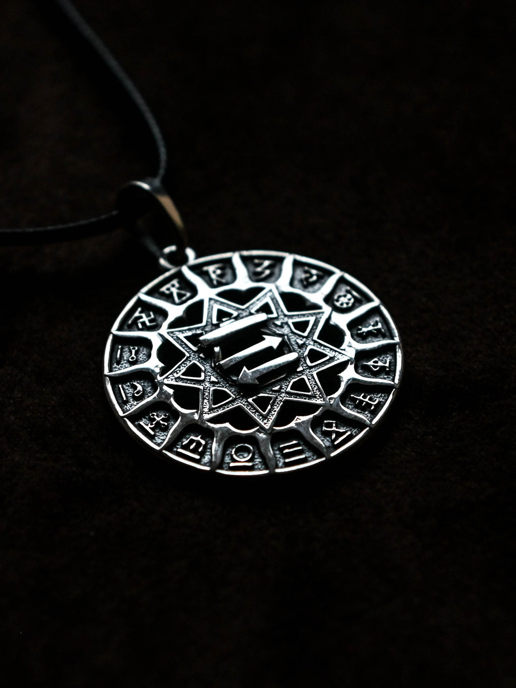Slavic Chertog Busel (Stork) Amulet, Sterling Silver 925 — Svarog Circle Zodiac Pendant