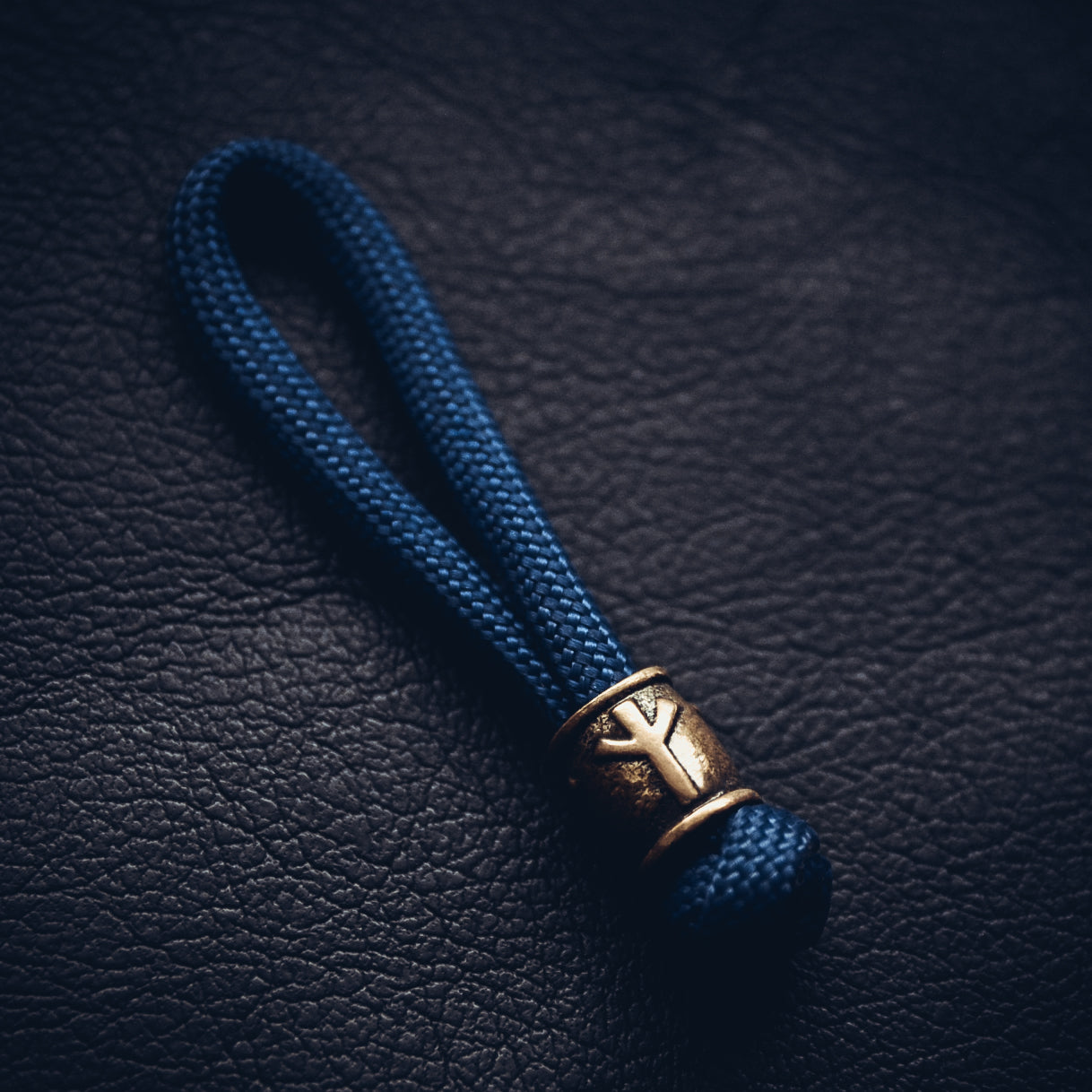 Algiz Rune Keychain, Bronze on Paracord Cord