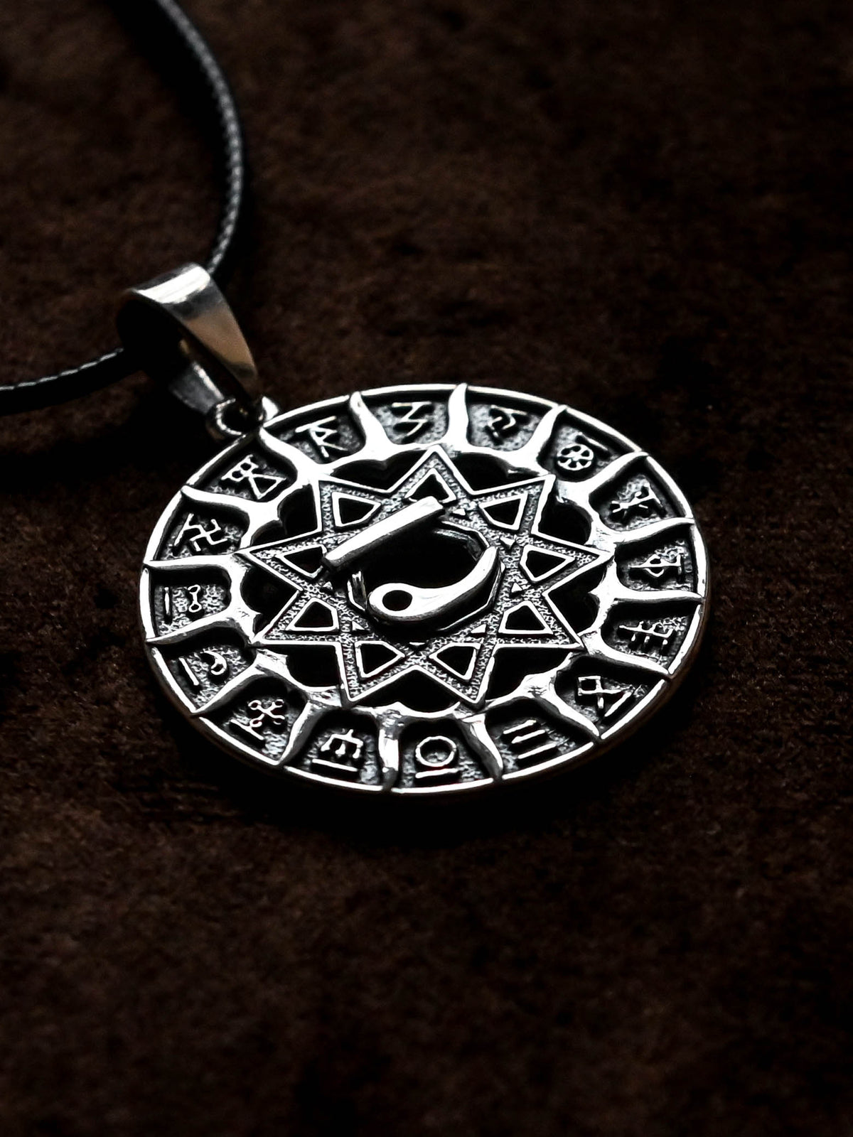Slavic Chertog Lebed (Swan) Amulet, Sterling Silver 925 — Svarog Circle Zodiac Pendant