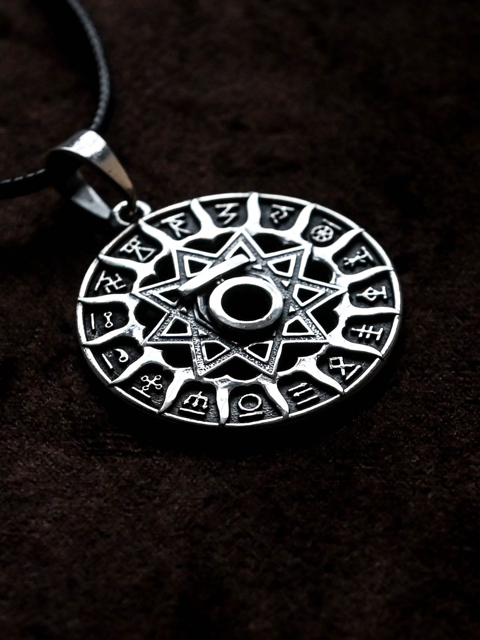 Slavic Chertog Medved (Bear) Amulet, Sterling Silver 925 — Svarog Circle Zodiac Pendant