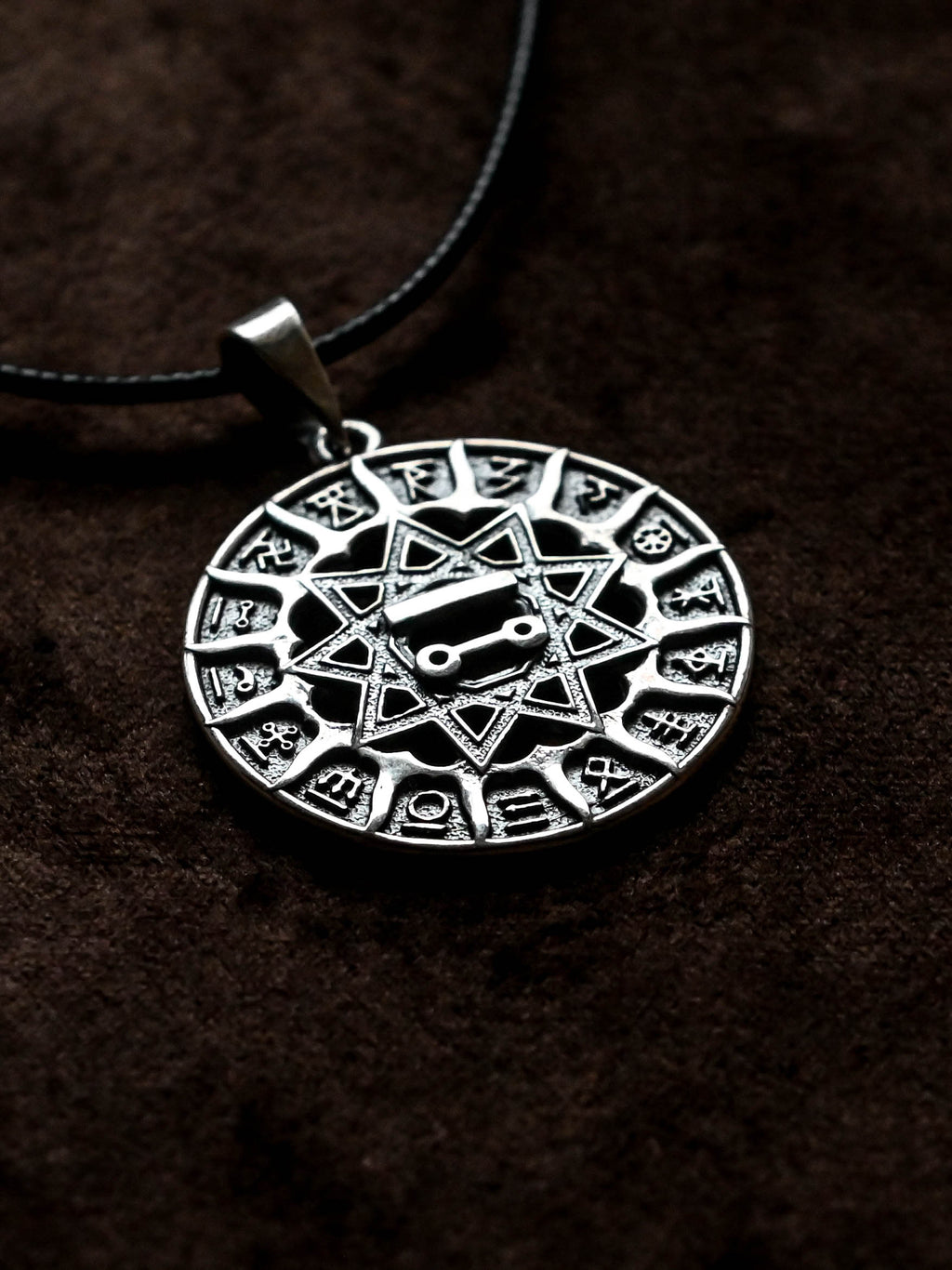 Slavic Chertog Shchuka (Pike) Amulet, Sterling Silver 925 — Svarog Circle Zodiac Pendant