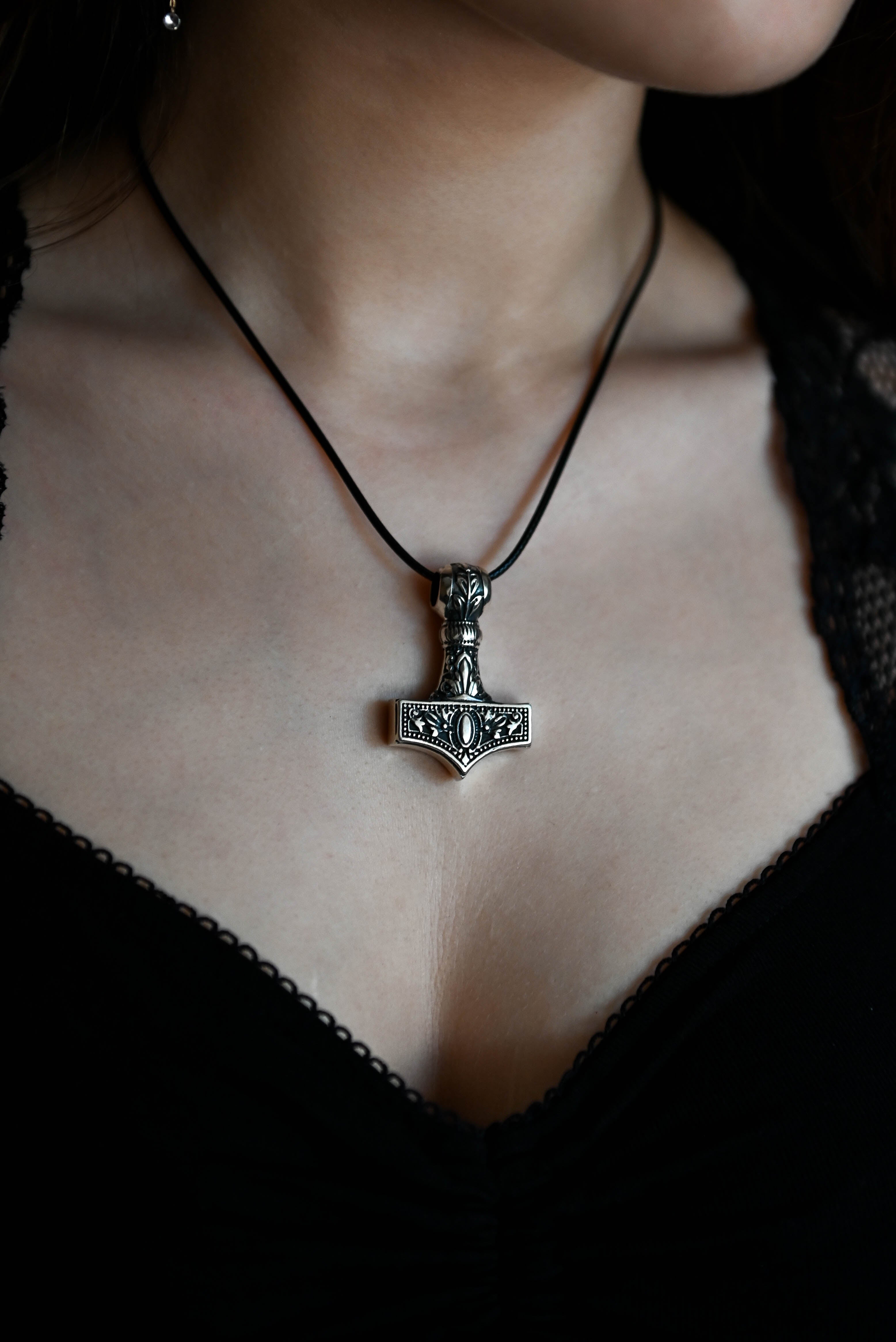 Classic Thor's Hammer (Mjolnir), Sterling Silver 925 — Viking Symbol Pendant