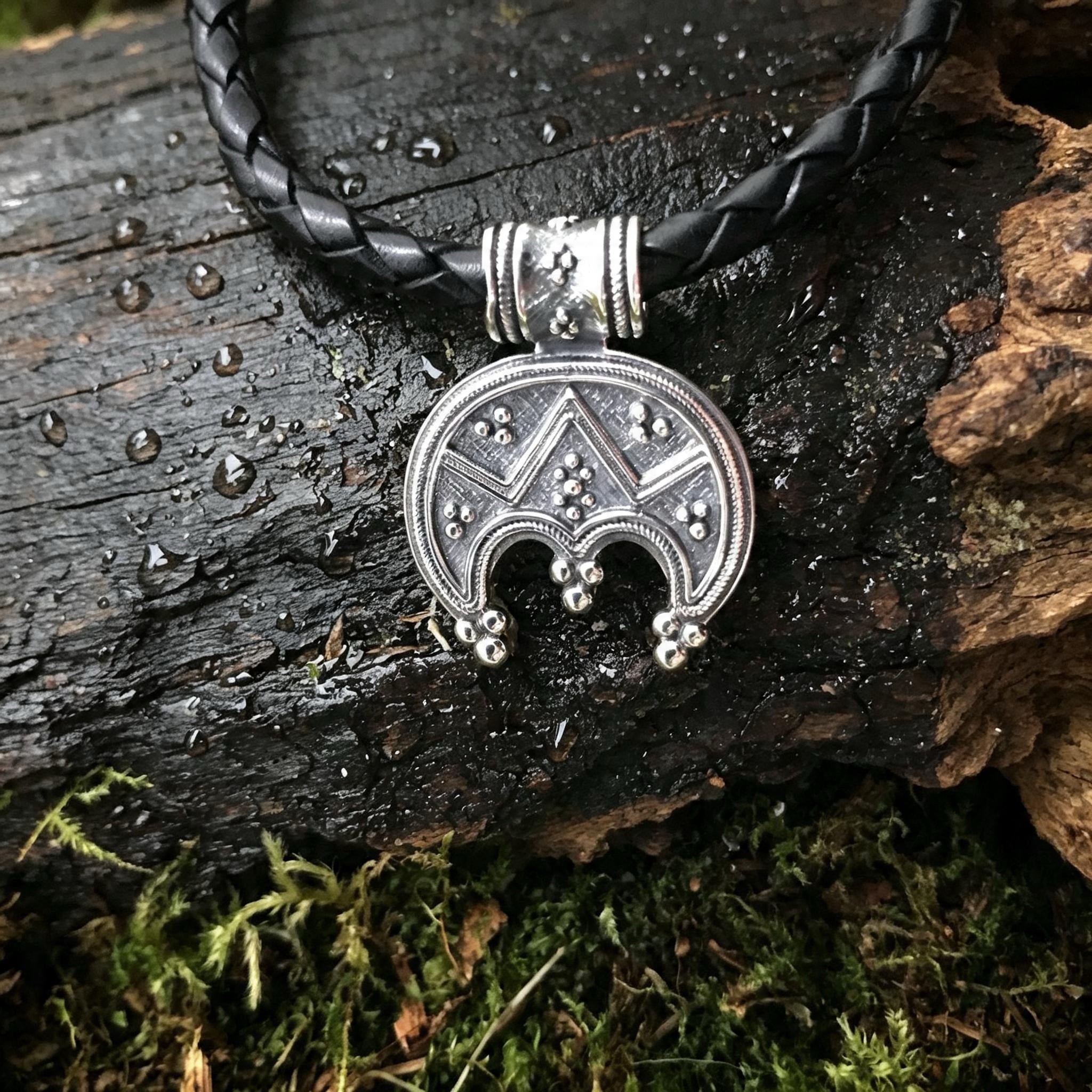 Classic Lunnitsa Amulet, Sterling Silver 925 — Slavic Symbol Pendant