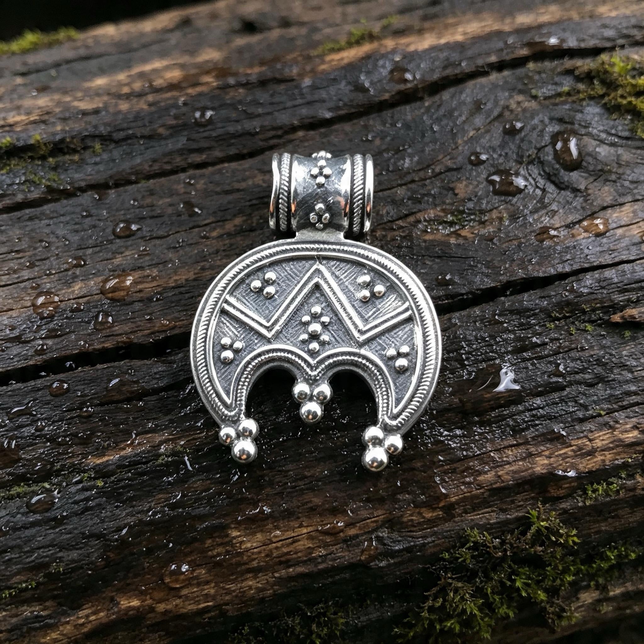 Classic Lunnitsa Amulet, Sterling Silver 925 — Slavic Symbol Pendant