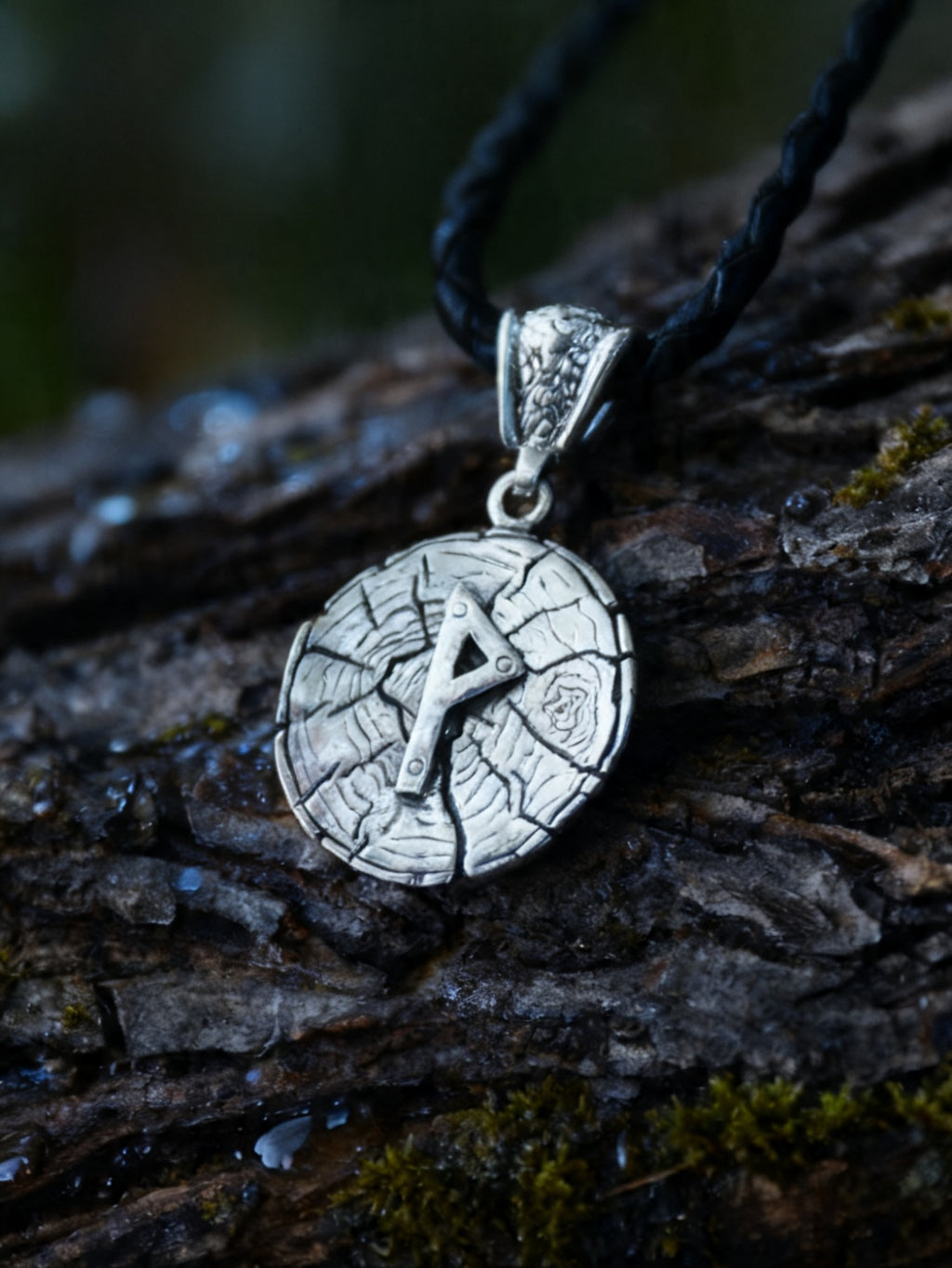 Wunjo Rune Amulet on Oak Wood-Slice, Sterling Silver 925 — Pendant