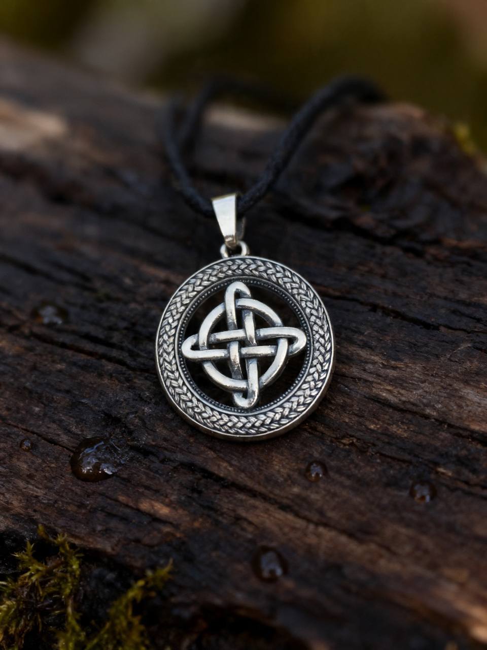 Celtic Quaternary Knot Amulet in Wheat Ears, Sterling Silver 925 — Pendant