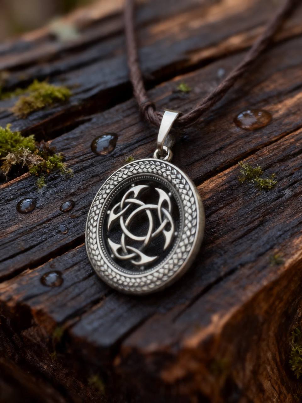 Sign of the Celtic God Lugh Amulet in Wheat Ears, Sterling Silver 925 — Pendant