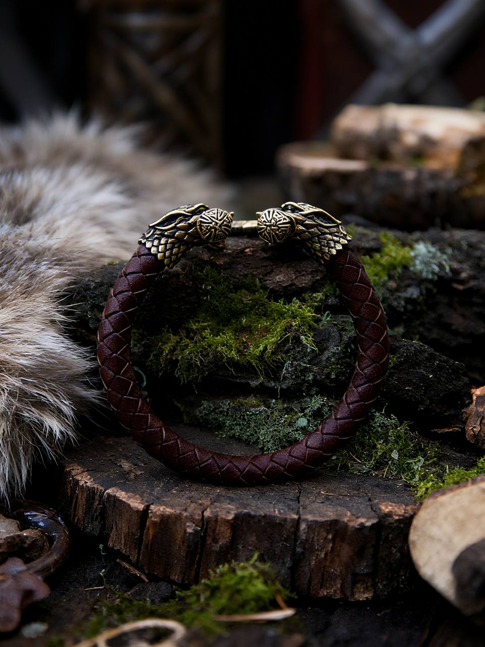 Scandinavian Wolves Bracelet, Natural Leather and Bronze