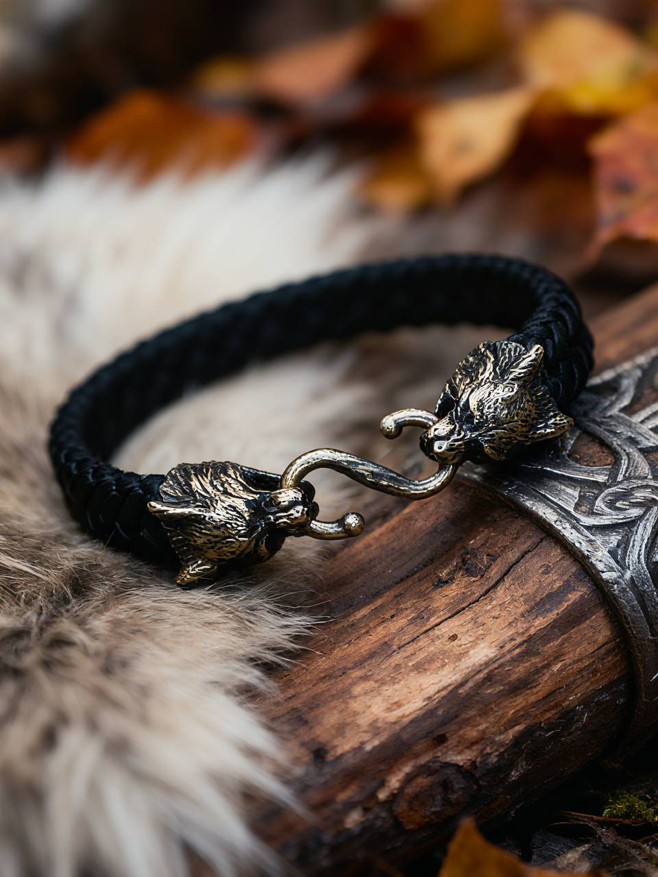 Lynxes Bracelet, Natural Leather and Bronze
