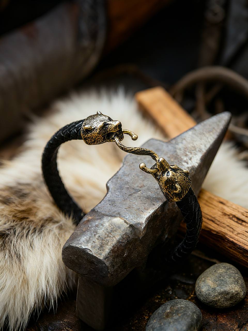 Bears Bracelet, Natural Leather and Bronze