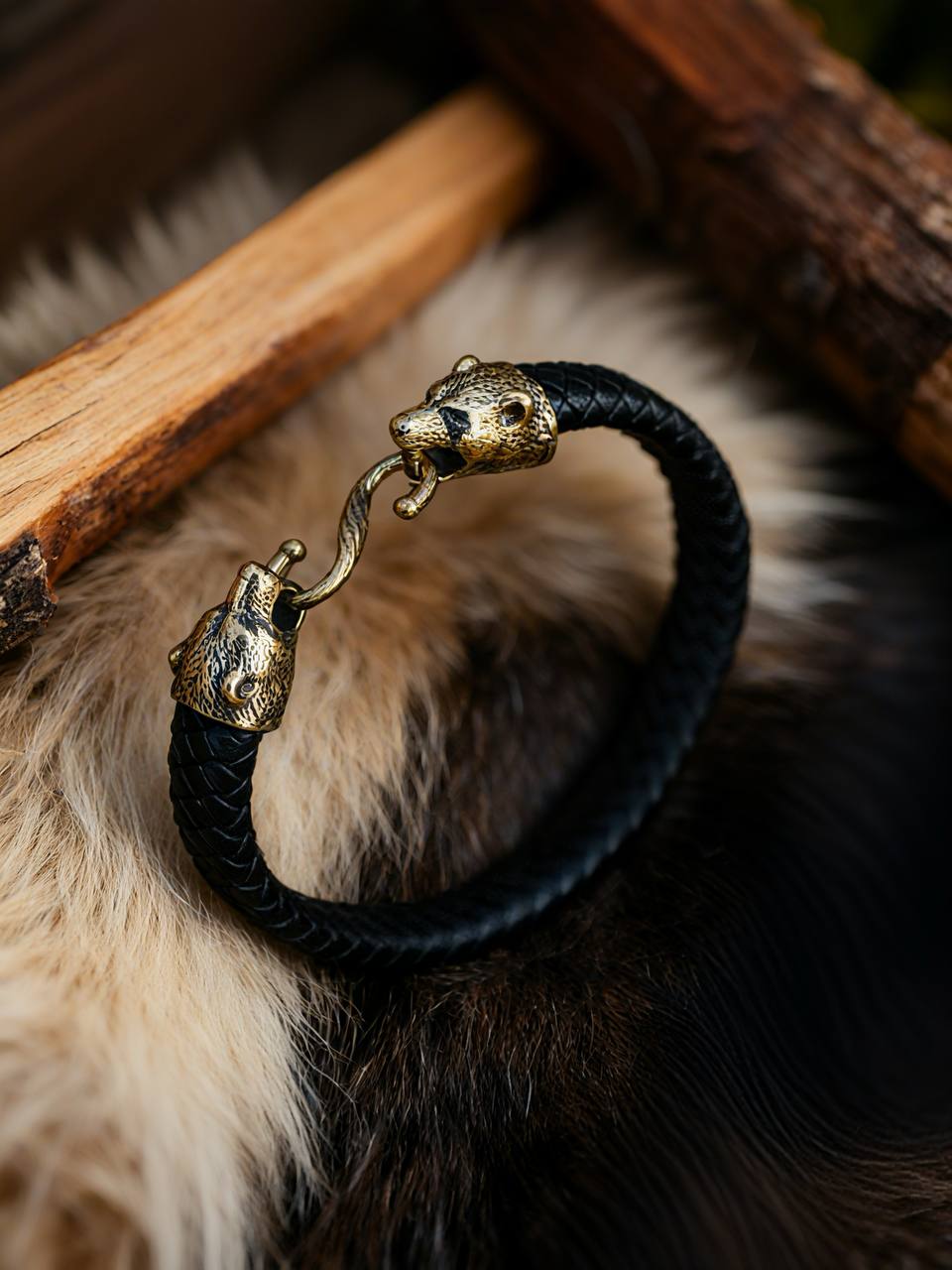 Bears Bracelet, Natural Leather and Bronze