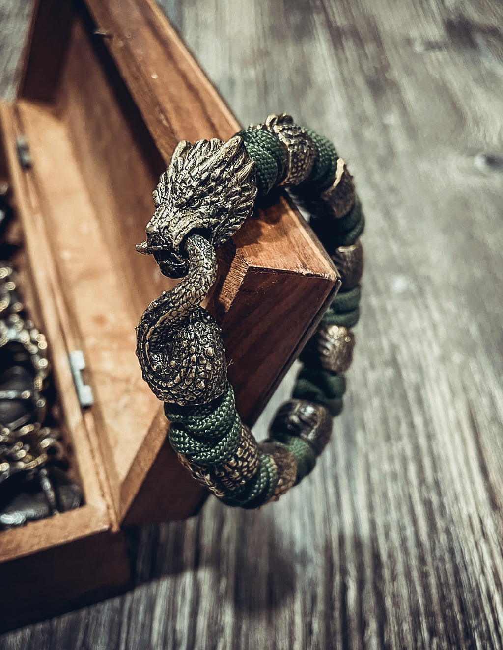 Jormungandr with Scale Beads Bracelet, Paracord and Bronze